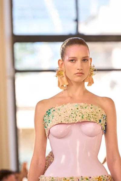 Look 103